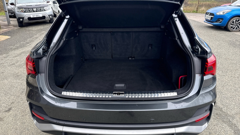 Audi Q3 35 TFSI S Line 5dr Petrol Estate